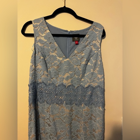 Blue dress with lace overlay - Size Large - Picture 2 of 2